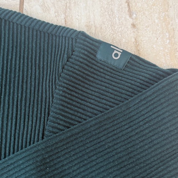 ALO Yoga Muse Ribbed Hoodie Small - Picture 8 of 16